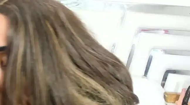 SaraaJhons online show from February 2025 08:25:01 PM