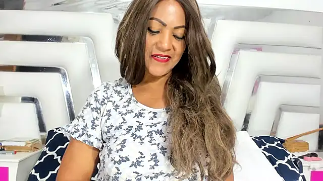 SaraaJhons online show from March 2025 07:07:02 PM