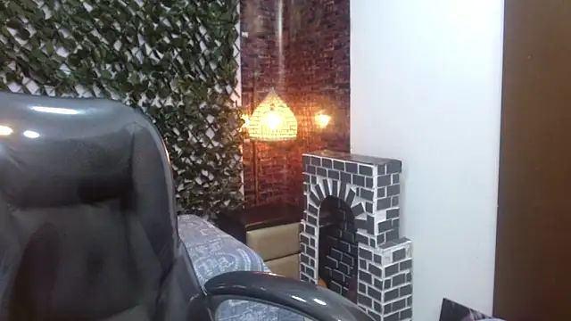 Snapshot of JackSwan18 chatting on December 2024 01:14:01 PM JackSwan18 online show from December 2024 01:14:01 PM