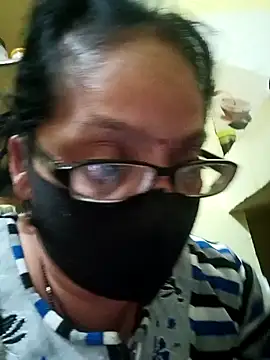 Snapshot of heenage chatting on January 2025 01:32:02 PM heenage online show from January 2025 01:32:02 PM