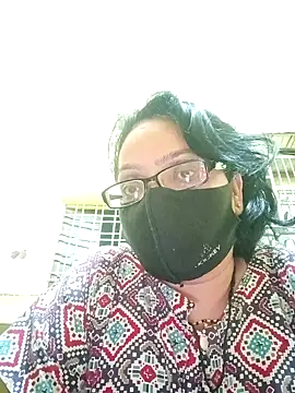 Snapshot of heenage chatting on February 2025 05:37:01 PM heenage online show from February 2025 05:37:01 PM