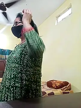 Snapshot of heenage chatting on March 2025 08:45:01 AM heenage online show from March 2025 08:45:01 AM