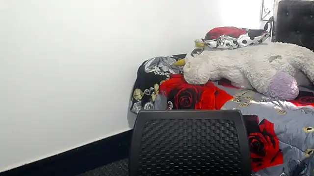 shopyymessyy online show from December 2024 09:06:01 PM