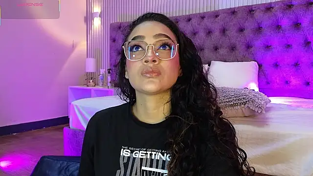 EMILYY FOXY online show from March 2026 07:18:02 PM