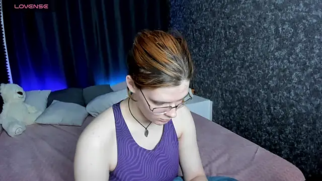 Snapshot of KIKI_Krash chatting on January 2025 04:28:02 PM KIKI Krash online show from January 2025 04:28:02 PM