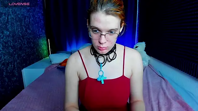 Snapshot of KIKI_Krash chatting on January 2025 04:36:01 PM KIKI Krash online show from January 2025 04:36:01 PM