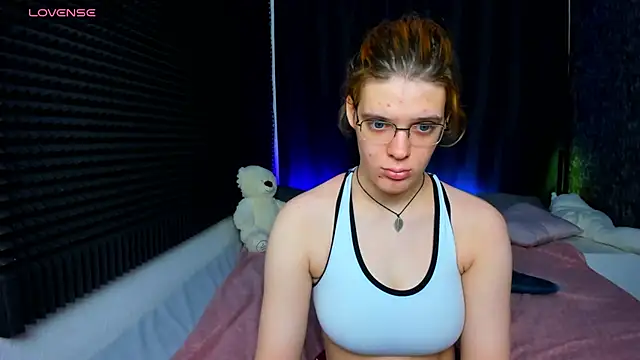 Snapshot of KIKI_Krash chatting on January 2025 10:40:02 AM KIKI Krash online show from January 2025 10:40:02 AM