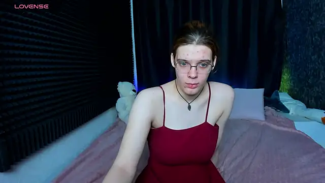 Snapshot of KIKI_Krash chatting on January 2025 10:08:01 AM KIKI Krash online show from January 2025 10:08:01 AM