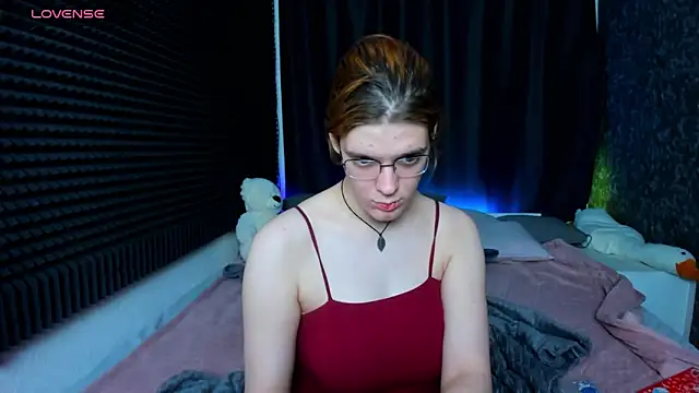 Snapshot of KIKI_Krash chatting on January 2025 04:16:01 PM KIKI Krash online show from January 2025 04:16:01 PM
