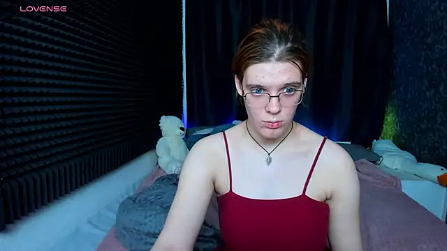 Snapshot of KIKI_Krash chatting on January 2025 07:17:02 PM KIKI Krash online show from January 2025 07:17:02 PM