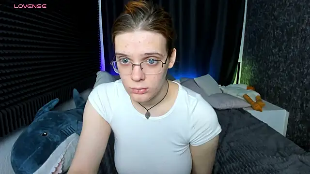 Snapshot of KIKI_Krash chatting on January 2025 10:08:02 AM KIKI Krash online show from January 2025 10:08:02 AM