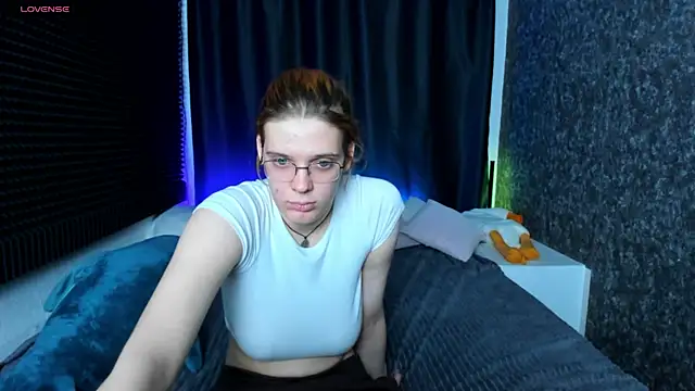 Snapshot of KIKI_Krash chatting on January 2025 01:16:02 PM KIKI Krash online show from January 2025 01:16:02 PM