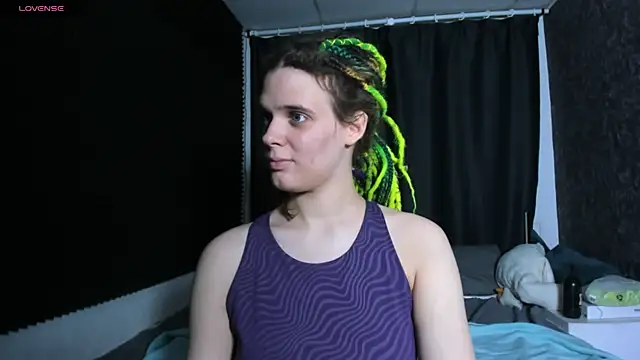 KIKI Krash online show from November 2025 03:04:01 PM