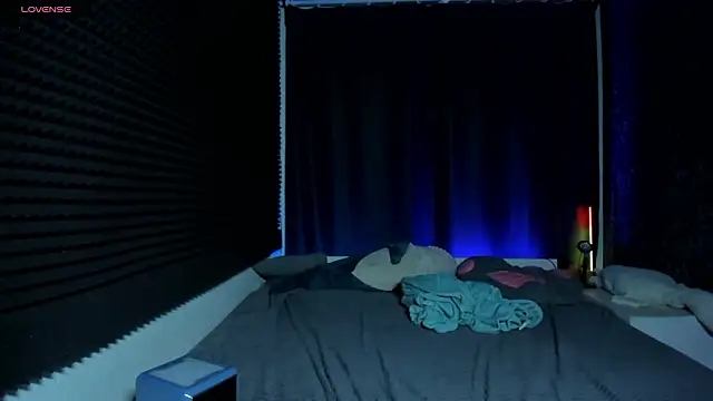 KIKI Krash online show from January 2026 07:11:01 PM