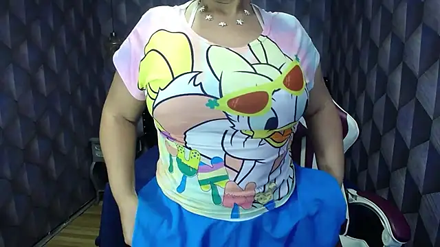 Sofiacowperx online show from February 2025 02:15:01 PM