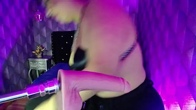 Sofiacowperx online show from February 2025 07:09:01 PM