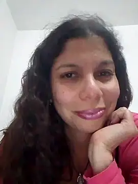 Snapshot of Carliina_Soussa chatting on January 2025 10:12:02 PM Carliina Soussa online show from January 2025 10:12:02 PM