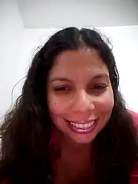 Snapshot of Carliina_Soussa chatting on February 2025 10:12:01 PM Carliina Soussa online show from February 2025 10:12:01 PM
