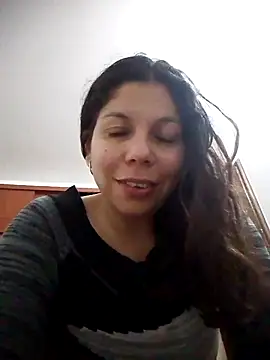Snapshot of Carliina_Soussa chatting on March 2025 05:53:02 AM Carliina Soussa online show from March 2025 05:53:02 AM
