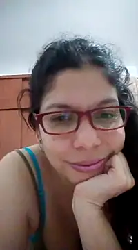 Snapshot of Carliina_Soussa chatting on March 2025 01:37:02 AM Carliina Soussa online show from March 2025 01:37:02 AM