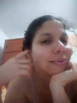 Snapshot of Carliina_Soussa chatting on March 2025 04:27:01 AM Carliina Soussa online show from March 2025 04:27:01 AM