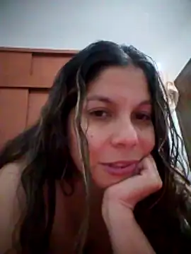 Snapshot of Carliina_Soussa chatting on October 2025 11:15:01 PM Carliina Soussa online show from October 2025 11:15:01 PM