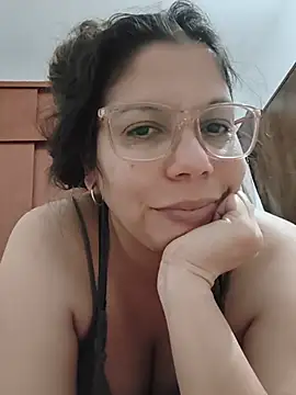 Carliina Soussa online show from July 2026 01:41:01 AM