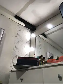 Abigail Cowen online show from April 2026 02:47:02 PM