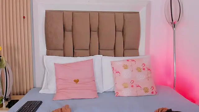 Snapshot of Clarisse28 chatting on March 2026 07:36:02 PM Clarisse28 online show from March 2026 07:36:02 PM