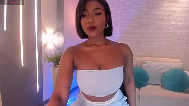 SavannahStorm online show from February 2025 01:16:01 PM