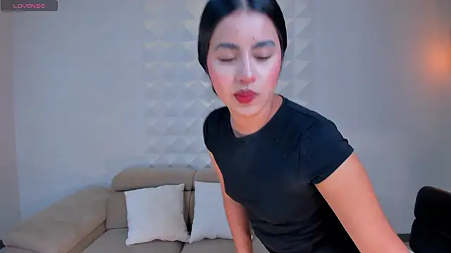 IsabellaHill  online show from December 2024 07:45:02 PM