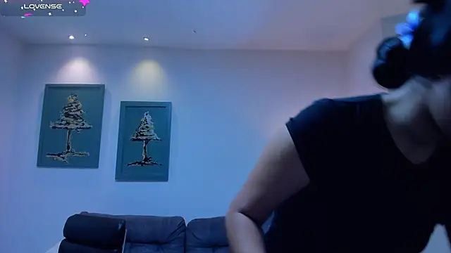 IsabellaHill  online show from January 2025 01:06:01 AM