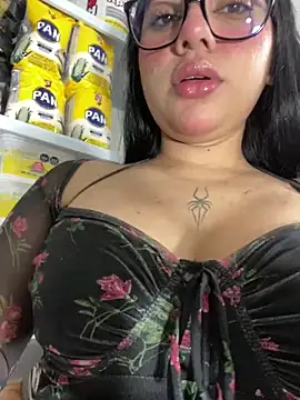 Snapshot of Katia_sweetx chatting on April 2026 12:02:01 PM Katia sweetx online show from April 2026 12:02:01 PM