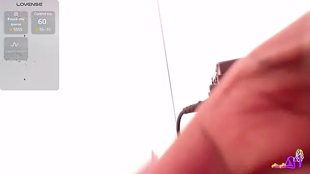 Nahomi-Hill online show from January 2025 08:00:01 PM