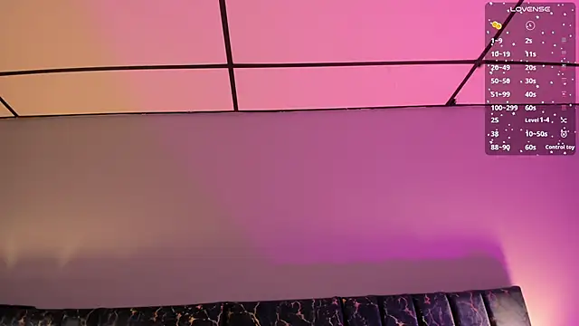 Sophia Lemos online show from September 2025 06:29:02 PM