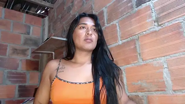 Snapshot of _karolxxx_ chatting on February 2025 05:58:02 PM karolxxx online show from February 2025 05:58:02 PM