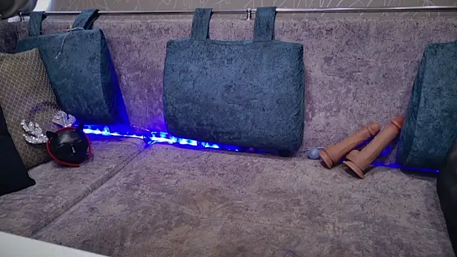 Snapshot of blackcat142 chatting on March 2026 10:44:02 AM blackcat142 online show from March 2026 10:44:02 AM