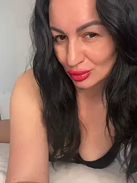 Snapshot of Helena7077 chatting on April 2026 12:48:02 PM Helena7077 online show from April 2026 12:48:02 PM