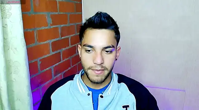 Leandro valenzuela online show from March 2025 12:37:02 AM