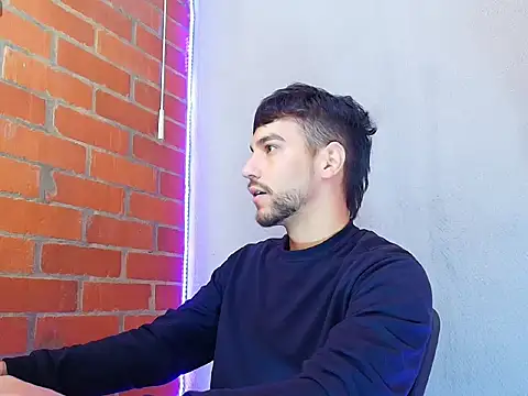 Leandro valenzuela online show from October 2025 02:48:01 PM