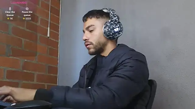 Leandro valenzuela online show from April 2026 11:51:02 AM