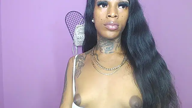 Snapshot of badgirls_cx chatting on January 2025 03:24:01 PM badgirls cx online show from January 2025 03:24:01 PM