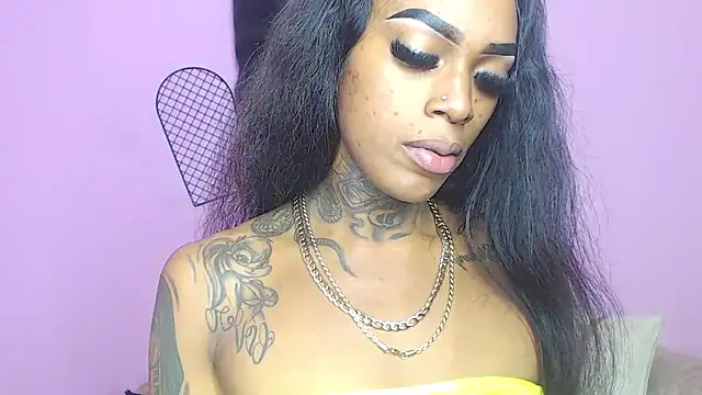 Snapshot of badgirls_cx chatting on January 2025 07:49:02 PM badgirls cx online show from January 2025 07:49:02 PM