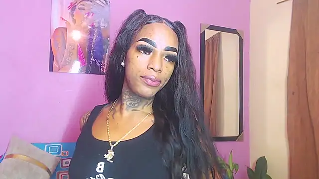 Snapshot of badgirls_cx chatting on November 2025 06:43:02 PM badgirls cx online show from November 2025 06:43:02 PM