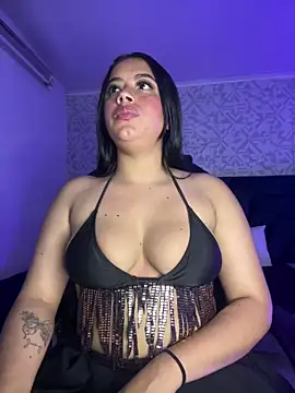 Snapshot of ElaaPerez chatting on March 2025 09:32:02 PM ElaaPerez online show from March 2025 09:32:02 PM