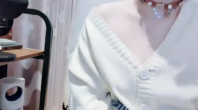 Snapshot of arena1357 chatting on December 2024 01:24:02 PM arena1357 online show from December 2024 01:24:02 PM