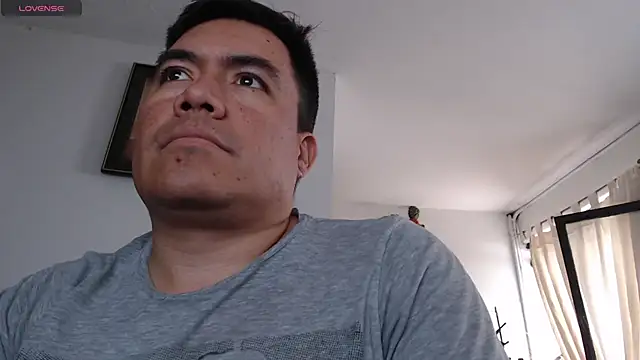 Jhonatan Morales S online show from February 2026 05:00:02 PM