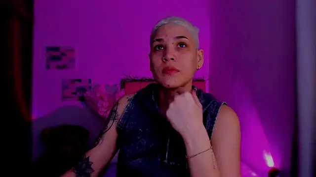 Charlee pink online show from February 2026 03:24:01 PM