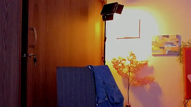 Charlee pink online show from March 2026 03:22:02 AM