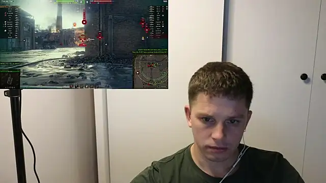 Snapshot of BigL0ve chatting on October 2025 02:47:02 PM BigL0ve online show from October 2025 02:47:02 PM